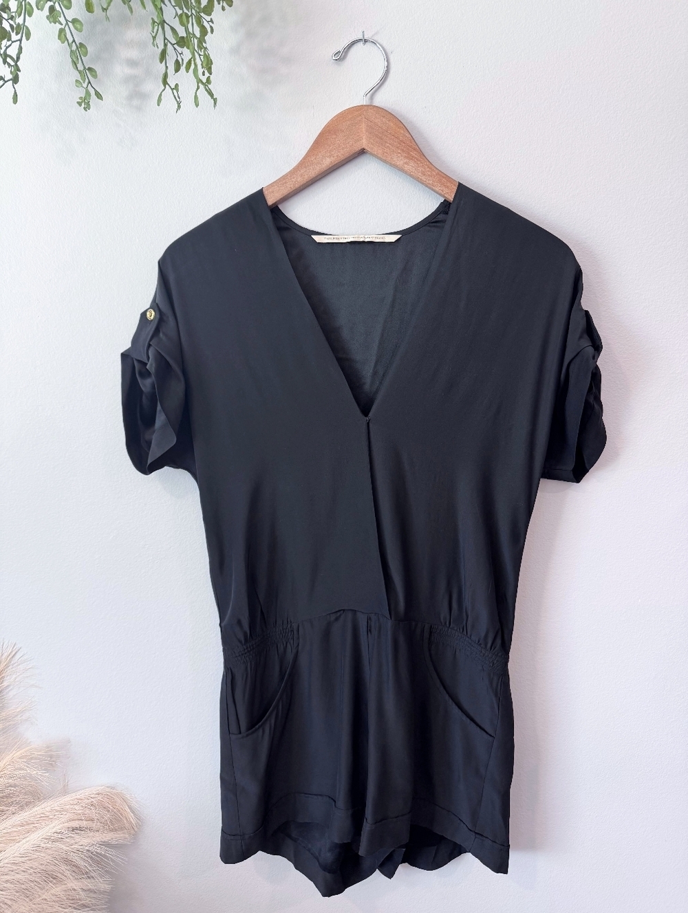 Twelfth Street by Cynthia Vincent Black V-Neck Short Sleeve Tunic Romper